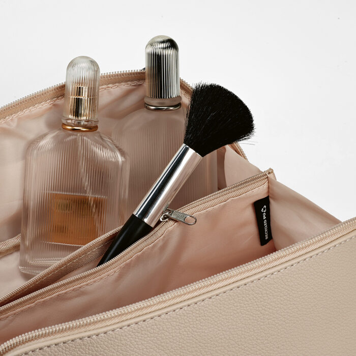 Macao Toiletry Bag – Bild 8